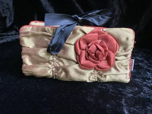 Pochette morbida verdastra metallica di ispirazione vintage Jazzd rosa 8”x4,5” - Foto 1 di 11