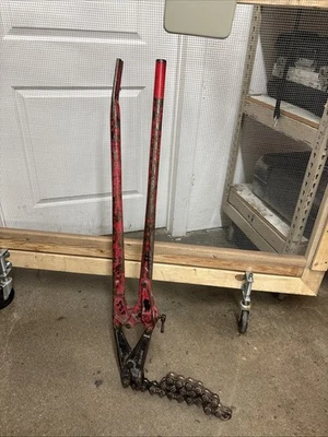 Rigid Model 266 Soil Pipe Cutter 44 Inches Long 28 Inch Chain - Image 1 of 4