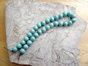 36 Opaque GLASS BEADS India 10mm Light Blue - Picture 1 of 2