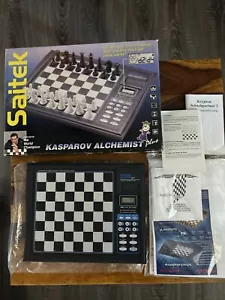 Saitek Kasparov Alchemist plus Chess Computer - Schachcomputer In Ovp Unbenutzt - Bild 1 von 9