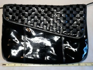 Vintage Patent Leather Shoulder Bag La Borsa Made in Hong Kong Genuine Leather - Picture 1 of 12