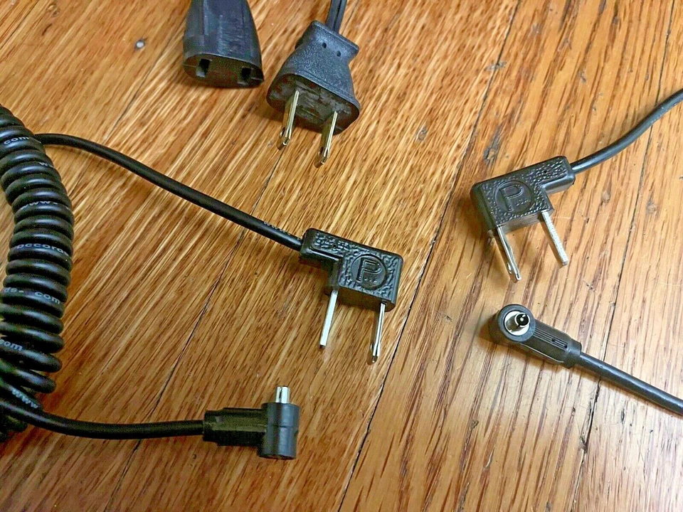 Paramount Sync Cord Male Household to Male PC  - Image 1 of 2