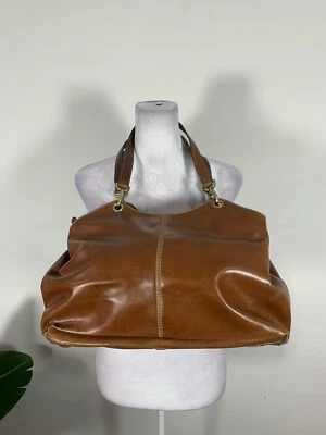 Bolso de mano Nine West de cuero liso para mujer Foto 1 de 4
