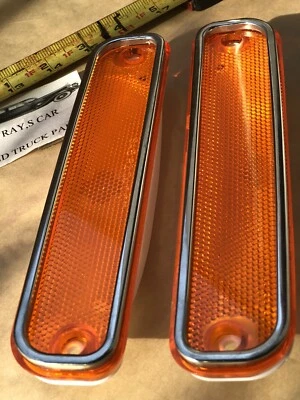 ¡NUEVO PAR DE LENTES DE LUZ MARCADORAS LATERALES ÁMBAR PARA CAMIONETA CHEVROLET GMC 73 A 80! Foto 1 de 4