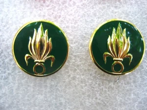 2 INSIGNES DE COL INFANTERIE LEGION ETRANGERE FAB. CHOLET - Bild 1 von 1