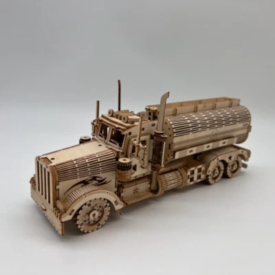 Rompecabezas de madera 3D modelo camión 307 piezas camión de combustible camión cisterna vehículo rompecabezas Foto 1 de 4