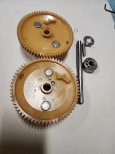 Kohler Courage 22 PS SV-620-3215 Nockenwelle Zahnradwelle - Bild 1 von 3