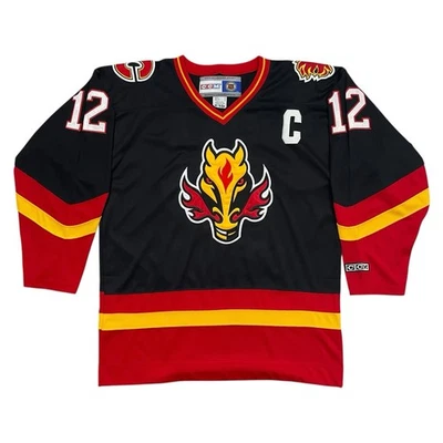 VTG 90s NHL CALGARY FLAMES JAROME IGINLA #12 CCM HOCKEY JERSEY SIZE M  BLACK - Image 1 of 4