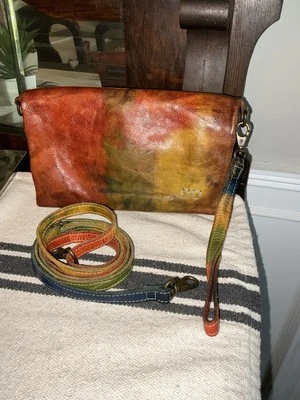 Bed Stu Cadence бумажник кошелек с ремешком через плечо сумка Monarch галстук окрашенный красный синий желтый - Изображение 1 из 4