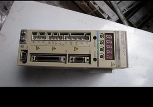 OMRON SERVO DRIVE R88D-WT01H Tested Used - Picture 1 of 1