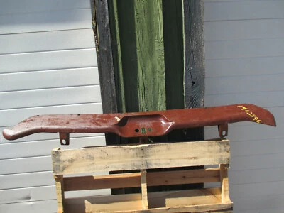 Deflector de piedra inferior trasero Mopar NOS 1953-54 Plymouth 1402896 Foto 1 de 4