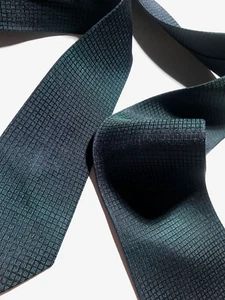 DOMINIQUE FRANCE 3 STARS rank TIE GRIDS WOVEN NARROW HAND MADE HIGH END GREEN - Picture 1 of 13