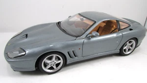 Maisto 1:18 Auto pressofusa Argento Ferrari 550 Maranello - Foto 1 di 12