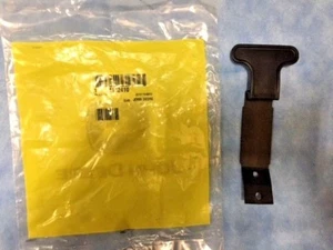 John Deere Baggerriegel für Modelle LX280 LX255 LX266 LX277 LX289 - Teil # M142410 - Bild 1 von 3