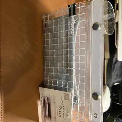 Estuche para bolígrafos Kokuyo Tool Piiip, gris plata (F-VBF240-1) japonés Foto 1 de 3