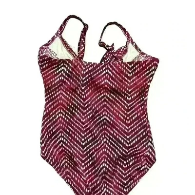 Size 10 MiracleSuit Babylon Pin Up Style One Piece Bathing Suit - Image 1 of 4