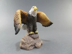 Poly Resin Land Eagle by Ceramic World Inc. Brooklyn NY Figure Figurine (2) - Picture 1 of 9
