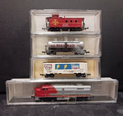 Model Power N Scale Loco Alco FA-2 # 7534 Santa Fe Loco, 2 cars & Caboose, NEW - Image 1 of 4