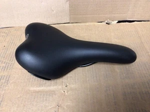 Selle Royal Vivo Sattel schwarz 160 mm x 280 mm - Bild 1 von 9