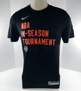 Camiseta negra emitida por el equipo Detroit Pistons 2023-24 Nike torneo de temporada L 1S - Imagen 1 de 8