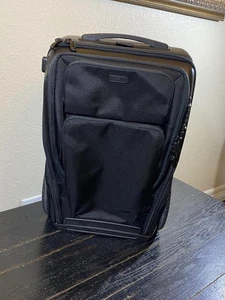 G-RO Expandable Soft Side Carry-on 22” Luggage Black 2-Wheels Suitcase Bag - Picture 1 of 7