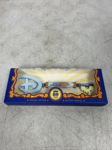 Llave coleccionable Dumbo 80 aniversario Disney nueva en caja - Imagen 1 de 2