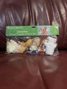 Kirkland Christmas Finger Puppet Nativity Set 5 Figures - Picture 1 of 12