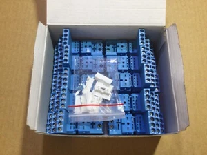 Pack of 10 - Finder 94.04SPA Clamp Terminal Sockets - Picture 1 of 3