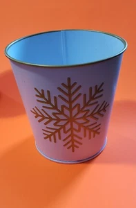 2er-Pack kleine Schneeflocken-Eimer, 4 Zoll Zinnentöpfe, 4 Zoll x 3,75 Zoll - Bild 1 von 4