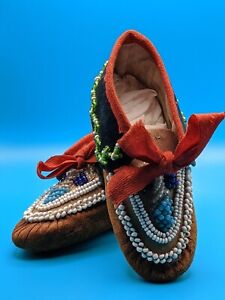 Antique 1890 -1900 Native American Eastern Great Lakes Beaded Child's Moccasins
