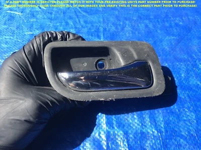 Manija de puerta interior trasera derecha pasajero sedán Honda Accord 2003 2004 2005 fabricante de equipos originales Foto 1 de 3