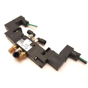 Parker B320BB553C Pneumatic Solenoid Valve 2 Pos 5 Port 115/120VAC 150 PSI - Picture 1 of 6