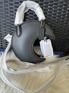 Coach MOON BAG SCHWARZ REGENERATIV Leder Umhängetasche RUNWAY Neu mit Etikett Halloween  - Bild 1 von 15