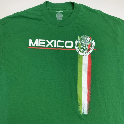 Mexico Mexicana Futbol T-Shirt Size Large Short Sleeve Green Soccer World Cup Cover