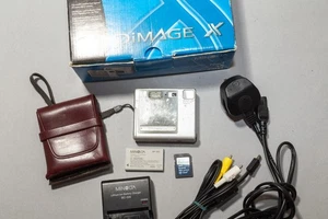 Minolta Dimage X 2MP Digital Camera WORKS + Battery Charger SD Card Original Box - Picture 1 of 7