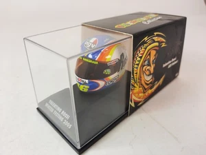 Minichamps Valentino Rossi AGV Helmet winter testing 2005 1/8 397050099 - Imagen 1 de 3