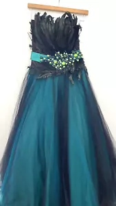 FLIRT Maggie Sorterro Black Green Peacock Feather Jeweled Ball Gown Prom Size 8 - Picture 1 of 9