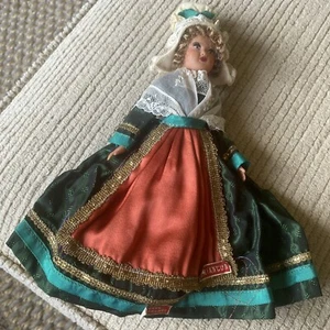Souvenir Doll Brioncon France - Picture 1 of 9