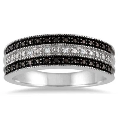 Anillo de plata de ley con banda de diamantes naturales en blanco y negro de 0,05 quilates Foto 1 de 2