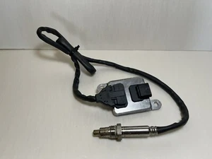 Nitrogen Oxygen NOX Sensor 8982465062 For Isuzu NPR NQR 4HK1 & 4JJ1 Engines - Picture 1 of 3