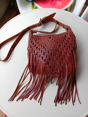 Handmade hippy braided crossbody  leather bag Foto 1 de 4