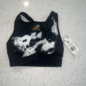 Sujetador deportivo Adidas Primeblue para mujer mármol talla XS cuello alto negro blanco nuevo con etiquetas - Imagen 1 de 4