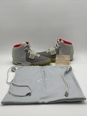Nike Air Yeezy 2 NRG Pure Platinum 2012 Size 8 Brand New 508214-010 - Image 1 of 4
