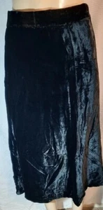 Black Velvet Maxi Skirt Beautiful Vtg  Plush 30" Waist Handmade Sz M Goth - Picture 1 of 4