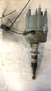 1994-1997 JEEP GRAND CHEROKEE 4.0L DISTRIBUTOR CAP USED OEM 5142593AA - Picture 1 of 4