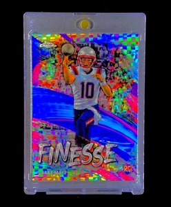 DRAKE MAYE ROOKIE CHECKERBOARD PINK REFRACTOR SWIRL Holo Non Auto - PATRIOTS - Picture 1 of 6