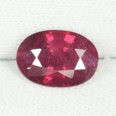2.24 ct BEAUTIFUL LUSTER TRANSPARENT PINKISH RED - NATURAL RUBY  Oval See Vdo DR - Image 1 of 2