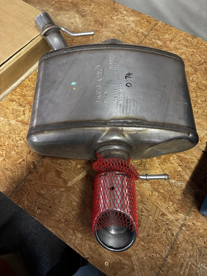 SILENCIADOR DEPORTIVO RANGE ROVER LAND ROVER NUEVO OEM Foto 1 de 4