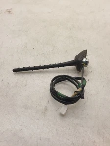 14 TOYOTA YARIS ROOF MOUNTED ANTENNA - Picture 1 of 12