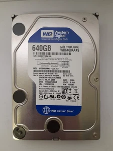 Western Digital Caviar Blue WD6400AAKS-22A7B2 640GB 3.5" Desktop Hard Drive SATA - Picture 1 of 2